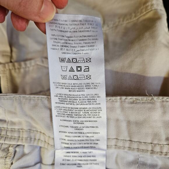 Guess Cargo Shorts Size 32 Khaki Outdoors Gorpcore Utility - Picture 9 of 13